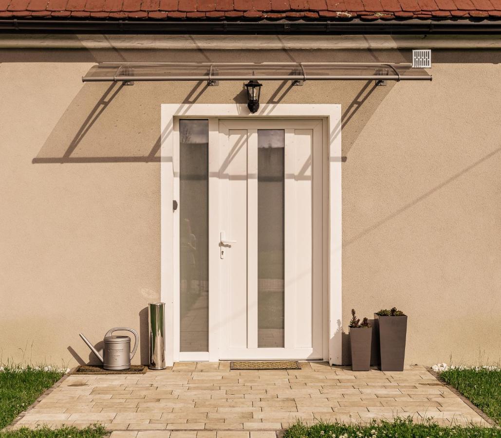 Apartament Pod Lasem Oldrzychowice Klodzkie Exterior foto